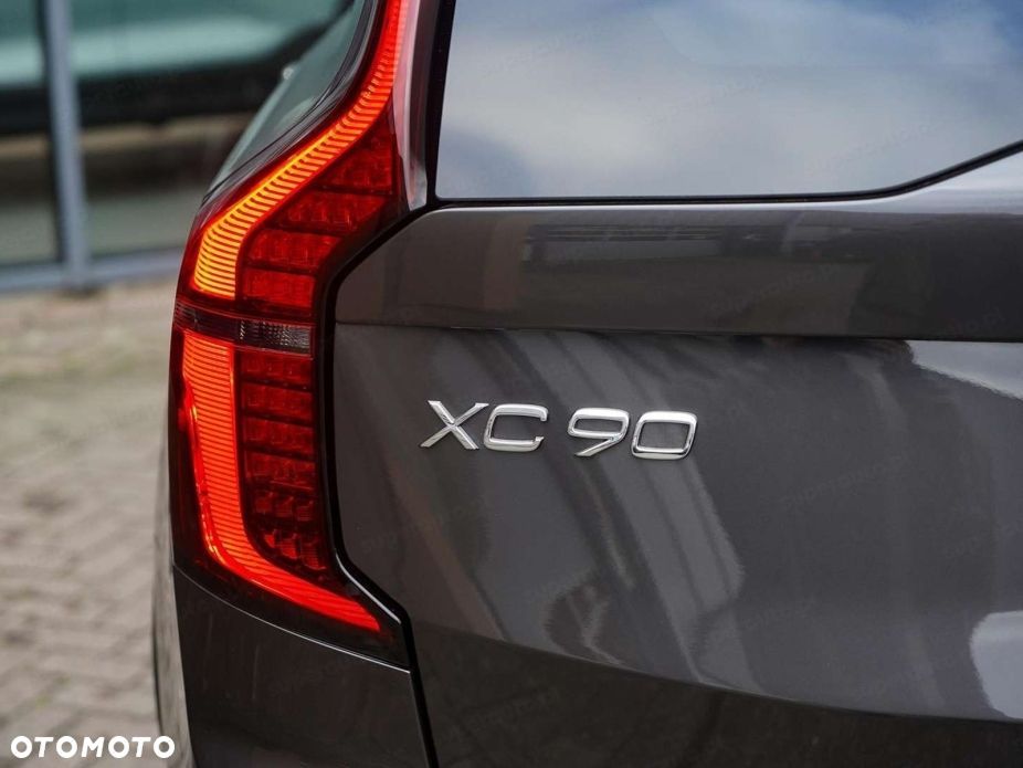 Volvo XC 90 B5 B AWD Plus Bright 7os - 17