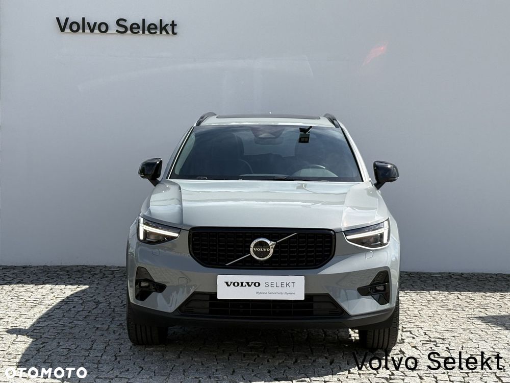 Volvo XC 40 - 4