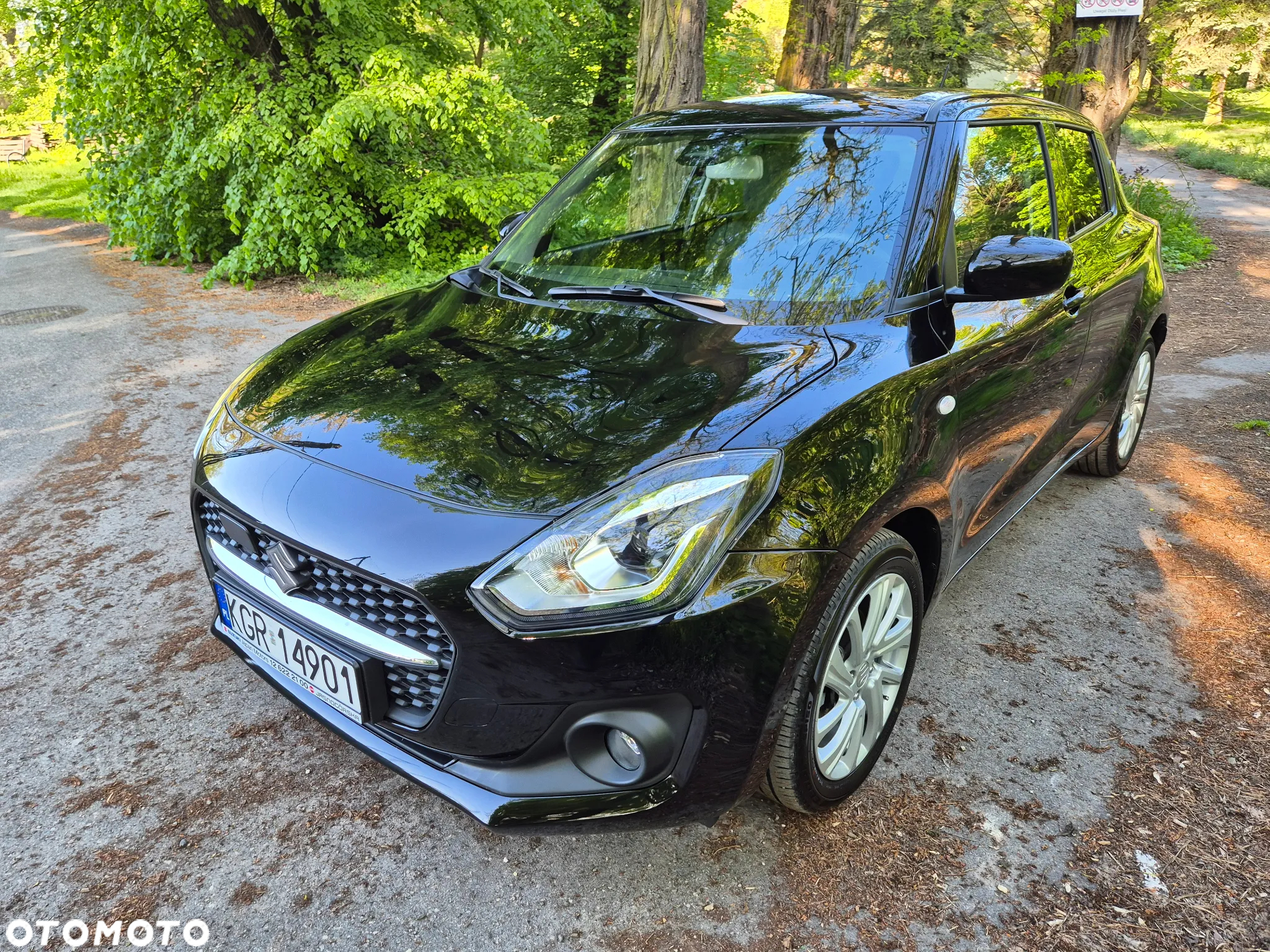 Suzuki Swift 1.2 Dualjet SHVS Premium CVT - 19