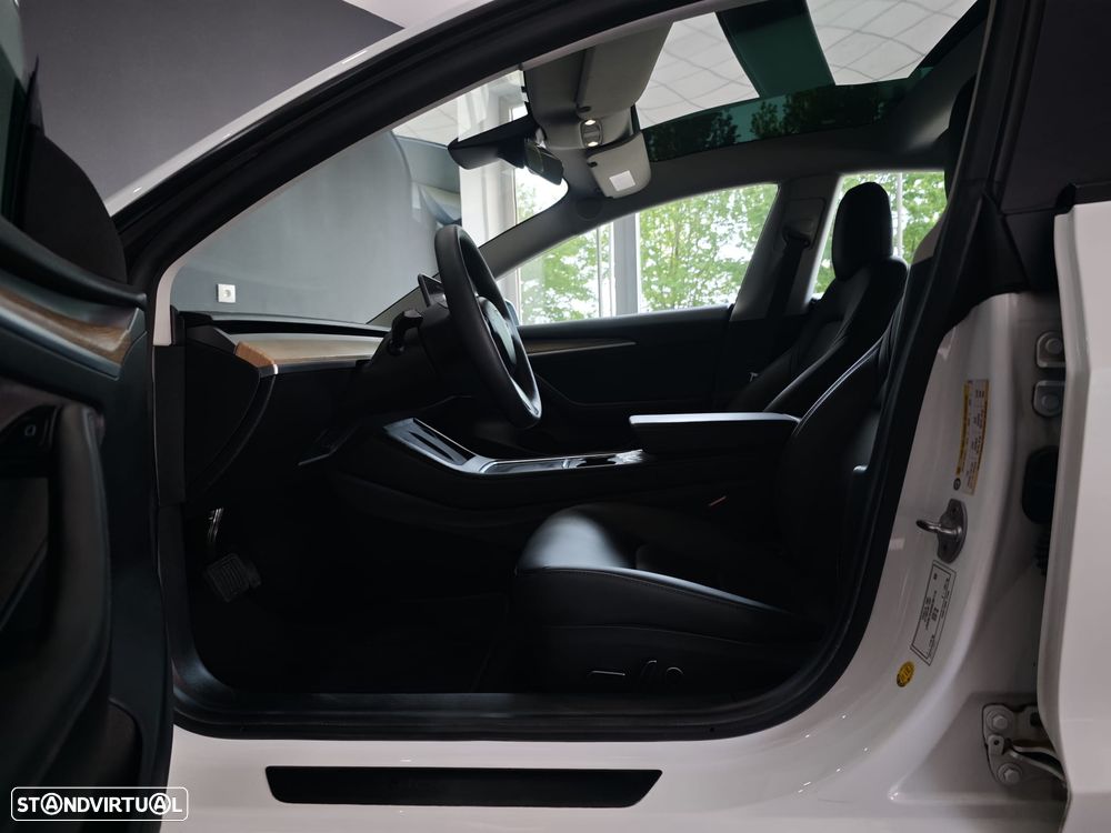 Tesla Model 3 Long Range Tração Integral - 29