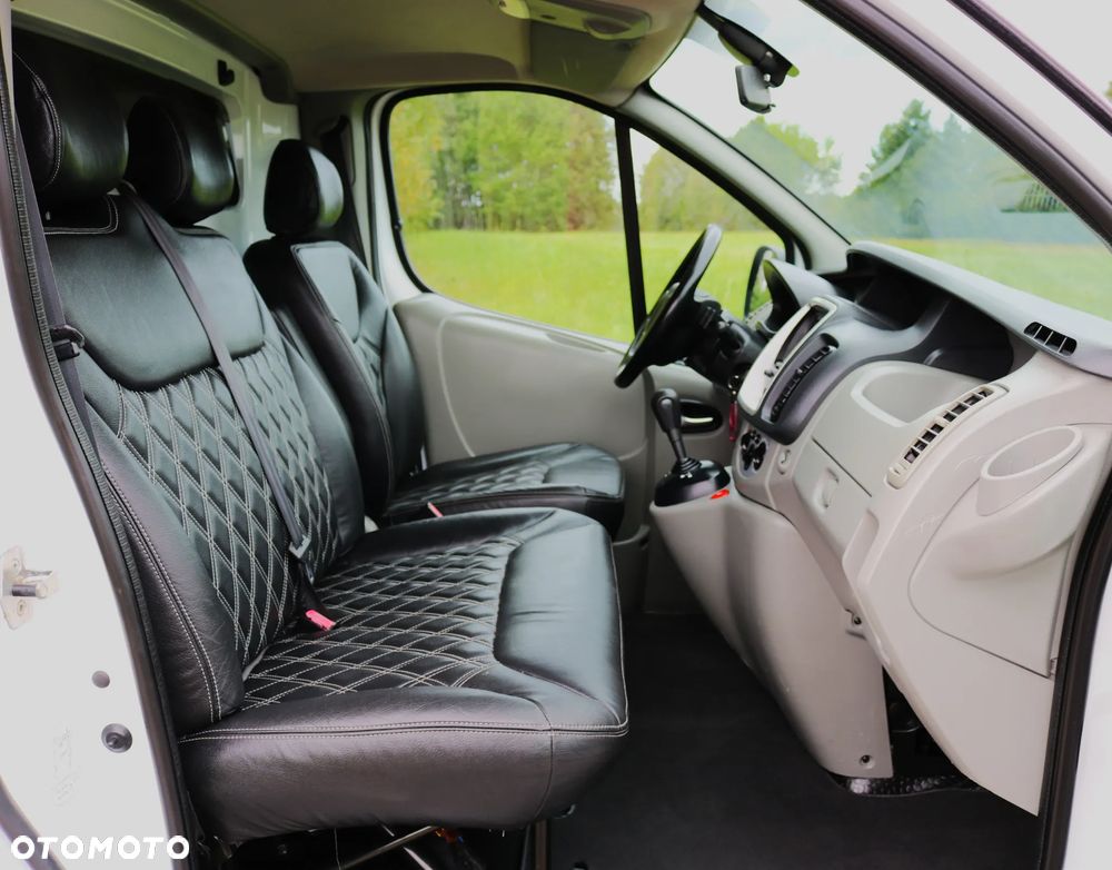 Opel Vivaro - 13