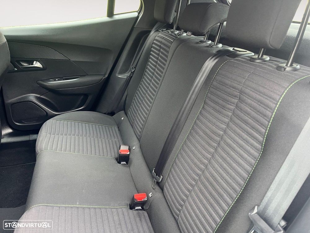 Peugeot 2008 1.2 PureTech Active - 13