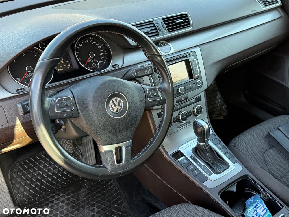 Volkswagen Passat 2.0 TDI DSG BlueMotion Technology Highline - 5
