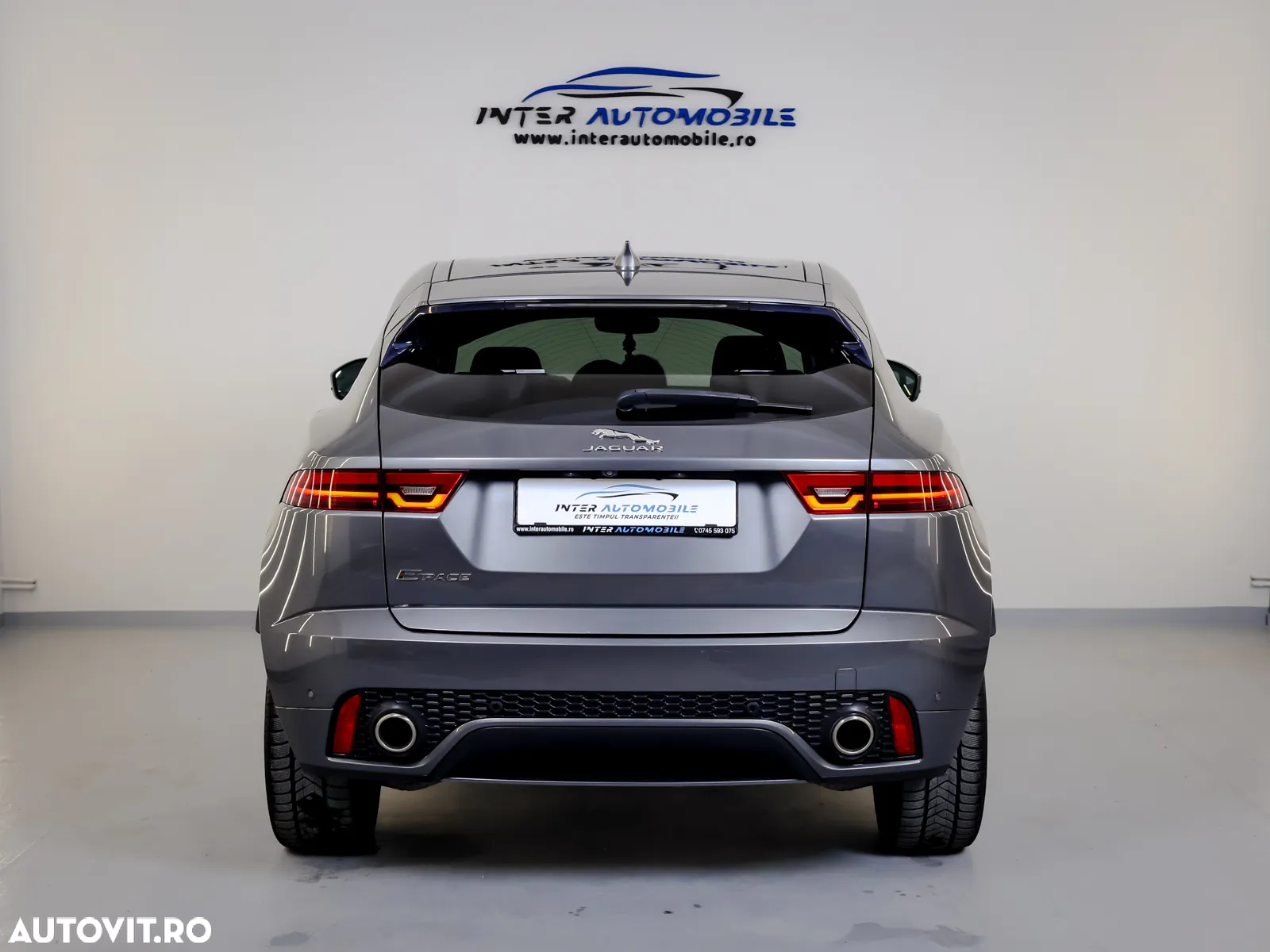 Jaguar E-Pace D150 FWD R-Dynamic S - 4