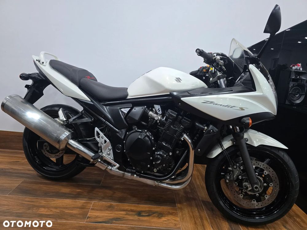 Suzuki Bandit - 38