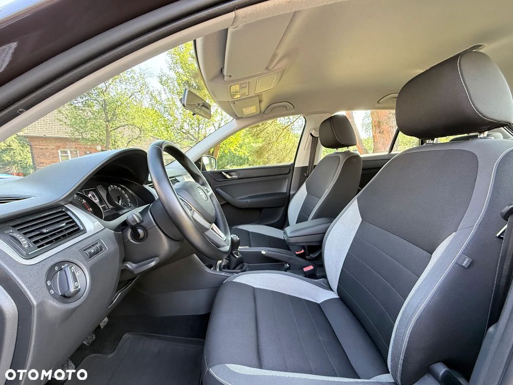 Skoda RAPID 1.2 TSI Ambition - 16