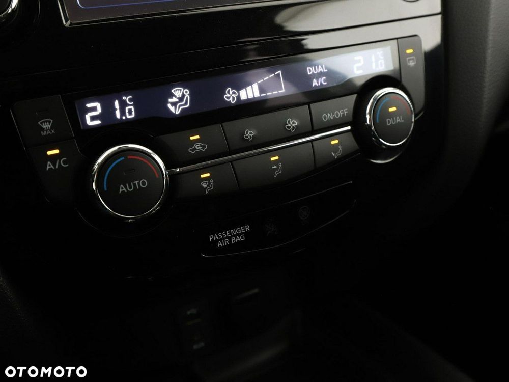 Nissan X-Trail 2.0 dCi N-Vision Xtronic 4WD - 25