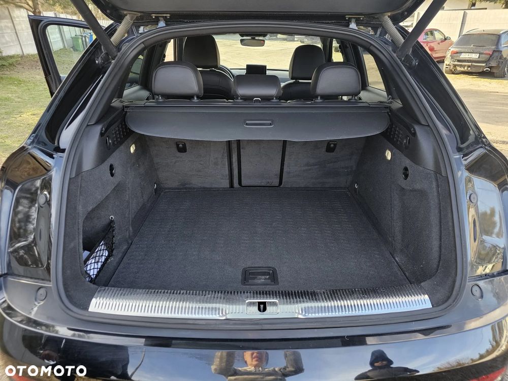 Audi Q3 2.0 TFSI Quattro S tronic design - 24