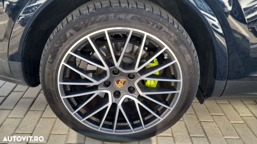Porsche Cayenne E-Hybrid Tiptronic S - 30