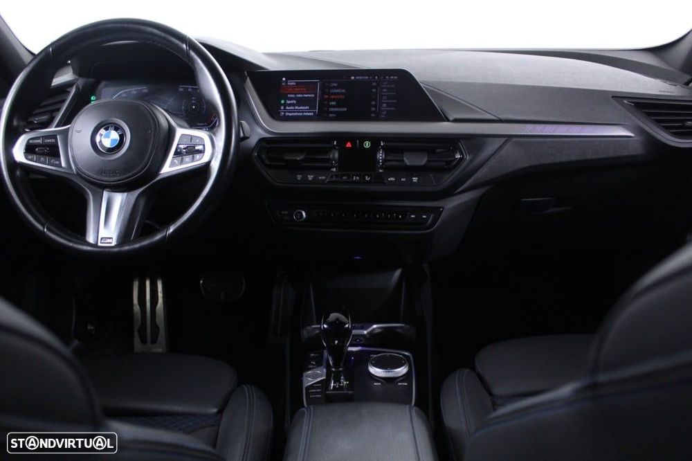 BMW 116 d Pack Desportivo M Auto - 17