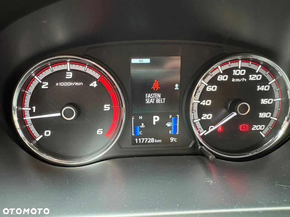 Mitsubishi L200 2.2 d DC Power Stark Basic - 17