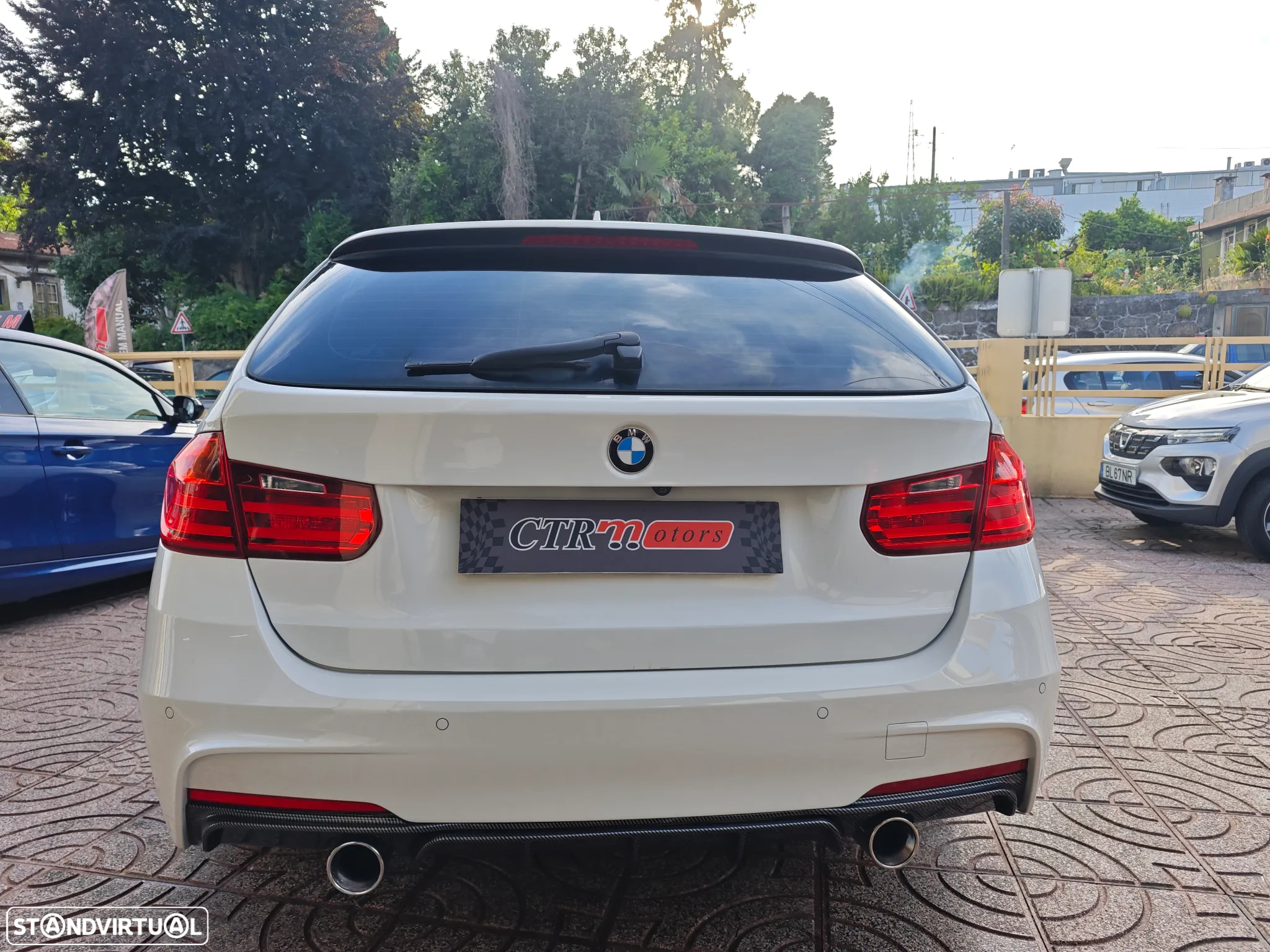 BMW 320 d Touring Auto Pack M - 10