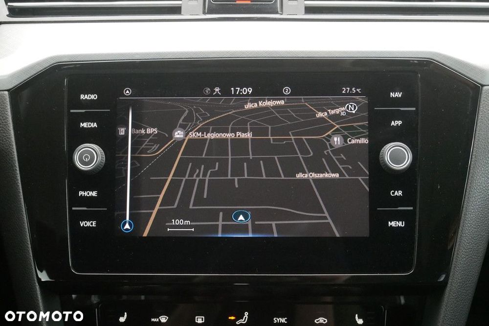 Volkswagen Passat Variant 2.0 TSI Business DSG - 20