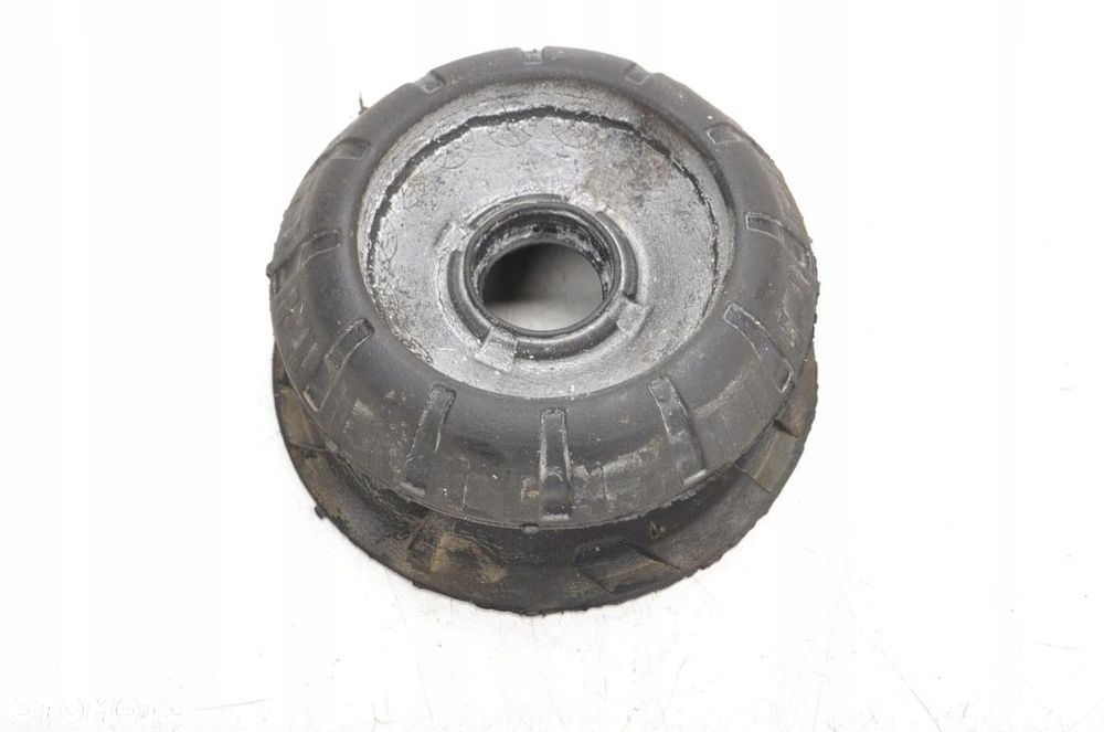 CAPTUR II GUMA STABILIZATORA OBEJMA 543020280R - 2