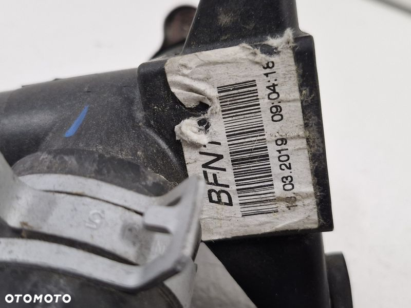 HYUNDAI I10 2 II KRÓCIEC KOREK WLEW WĄŻ CHŁODNICY R423QADAA01 - 3