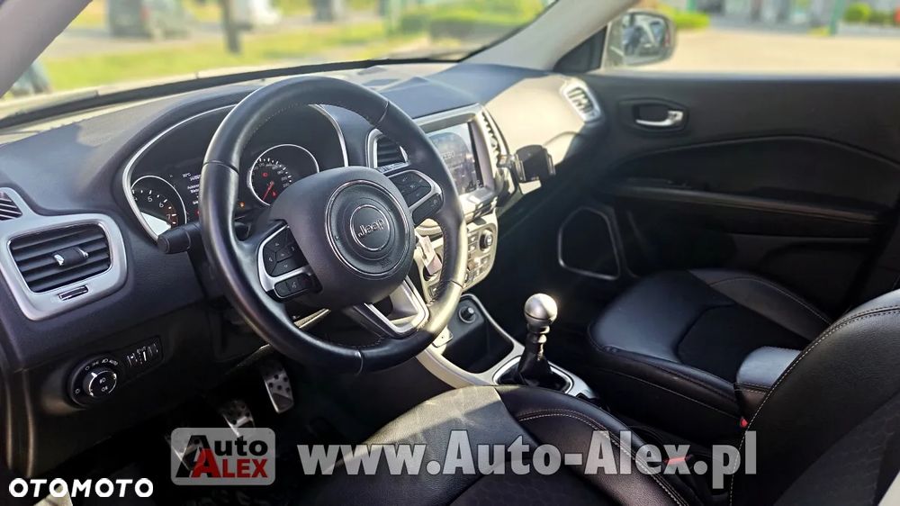 Jeep Compass 1.4 TMair Longitude FWD S&S - 25
