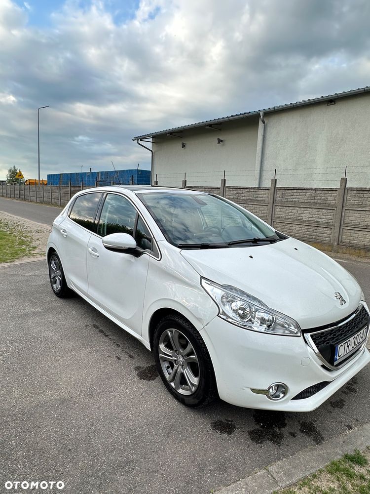 Peugeot 208 1.2 VTi Style - 5