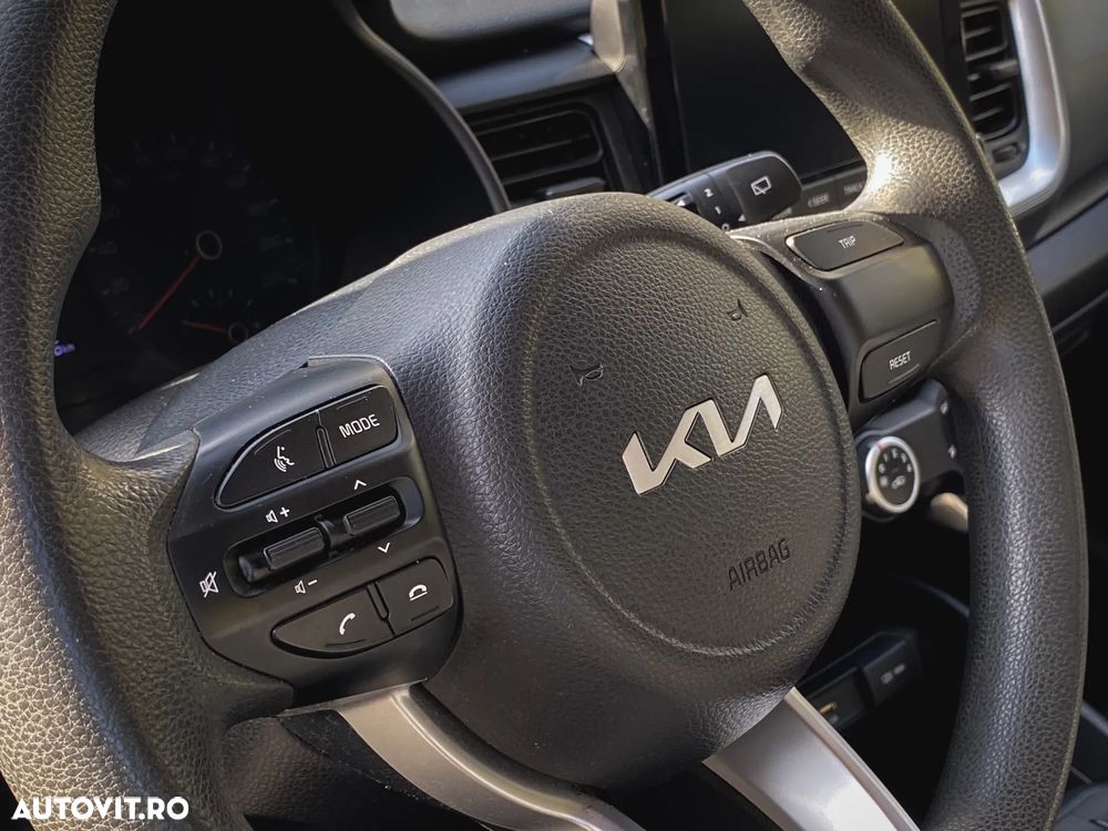 Kia Stonic 1.2 MPI 5MT Urban - 26