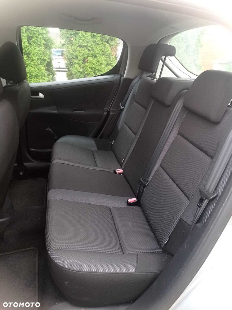 Peugeot 207 - 7