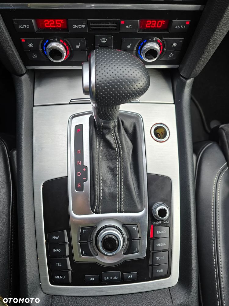 Audi Q7 3.0 TDI DPF clean Quattro Tiptronic - 24