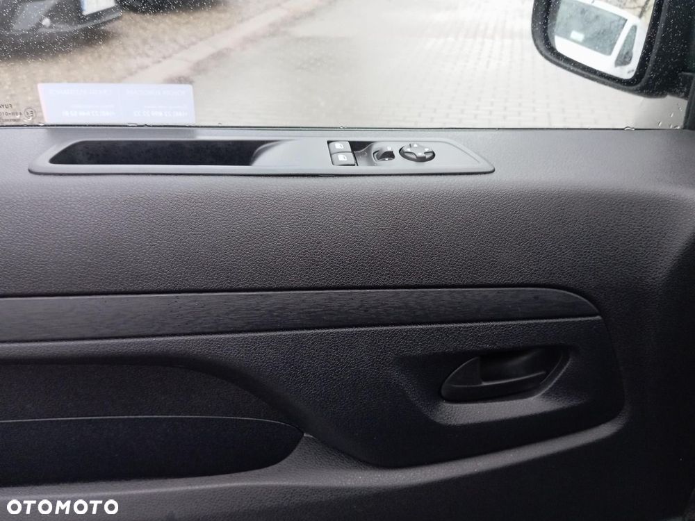 Toyota PROACE - 17