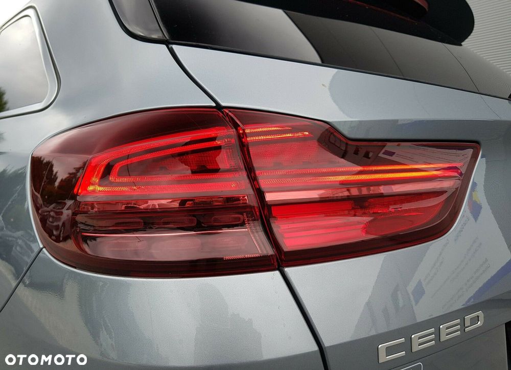 Kia Ceed 1.5 T-GDI M DCT - 9