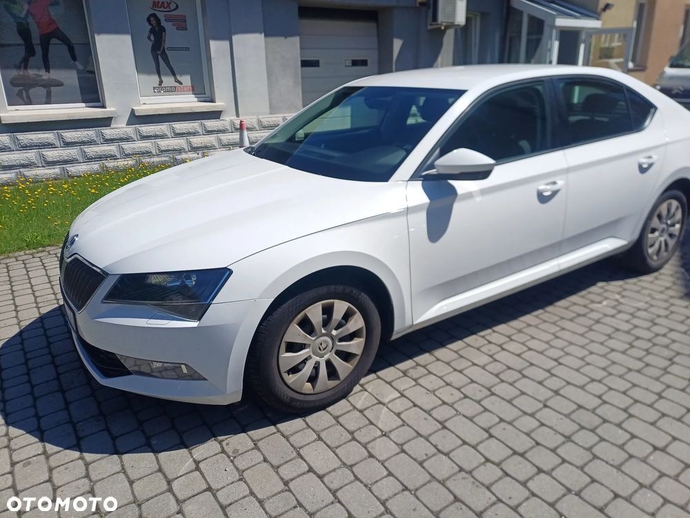 Skoda Superb 2.0 TDI Active - 2