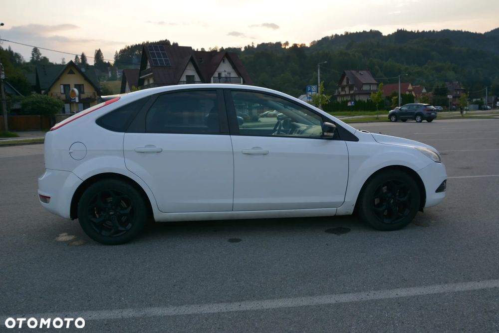 Ford Focus 2.0 TDCi DPF Trend - 6