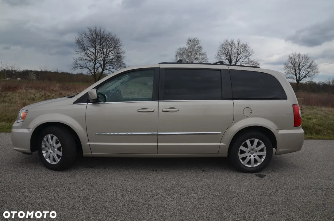 Chrysler Town & Country 3.6 Touring - 4