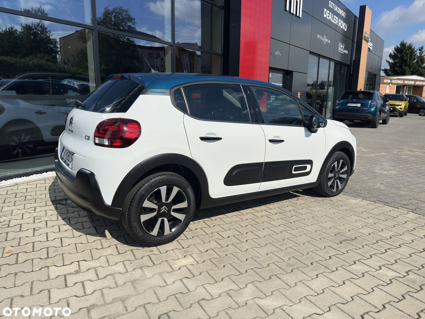 Citroën C3 1.2 PureTech Max EAT6 - 4