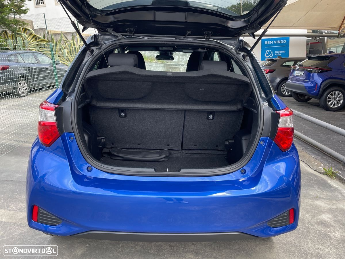Toyota Yaris - 10