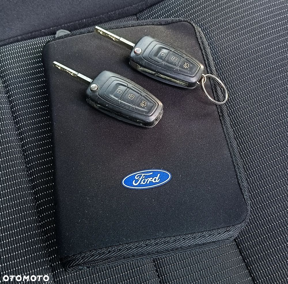 Ford Mondeo 2.0 TDCi Titanium S - 38