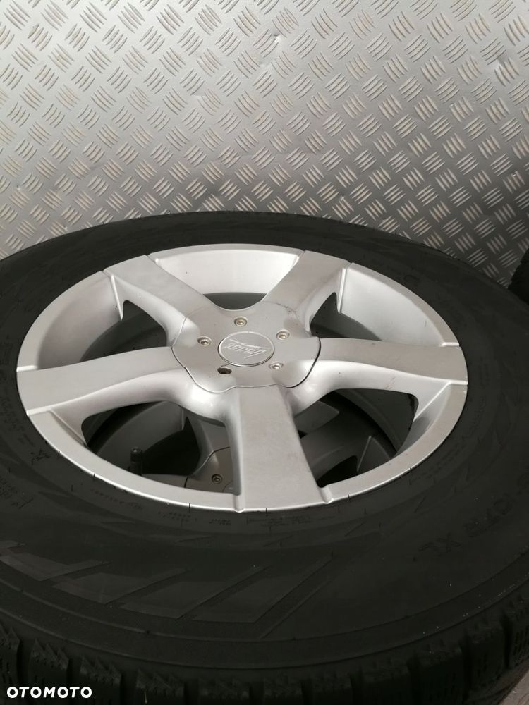 16X7 5X114,3 ET45 felgi aluminiowe 225/70R16 zima SUZUKI GRAND VITARA II 2 - 12