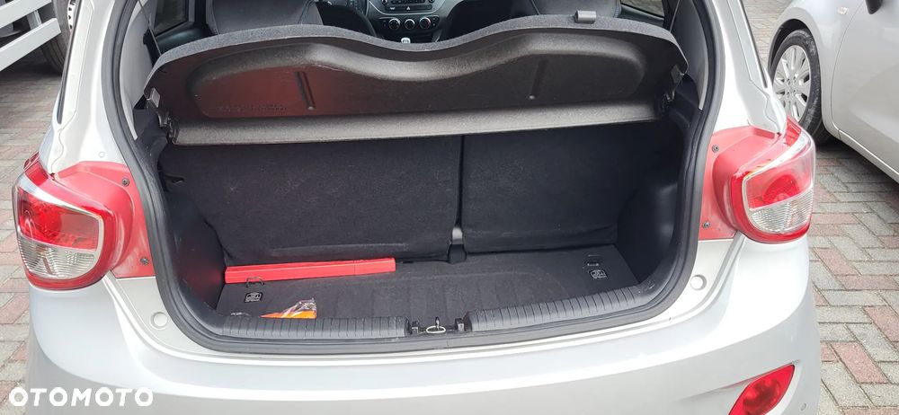 Hyundai i10 1.0 GO+ - 23
