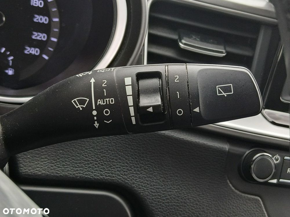 Kia Ceed 1.4 T-GDI M - 30