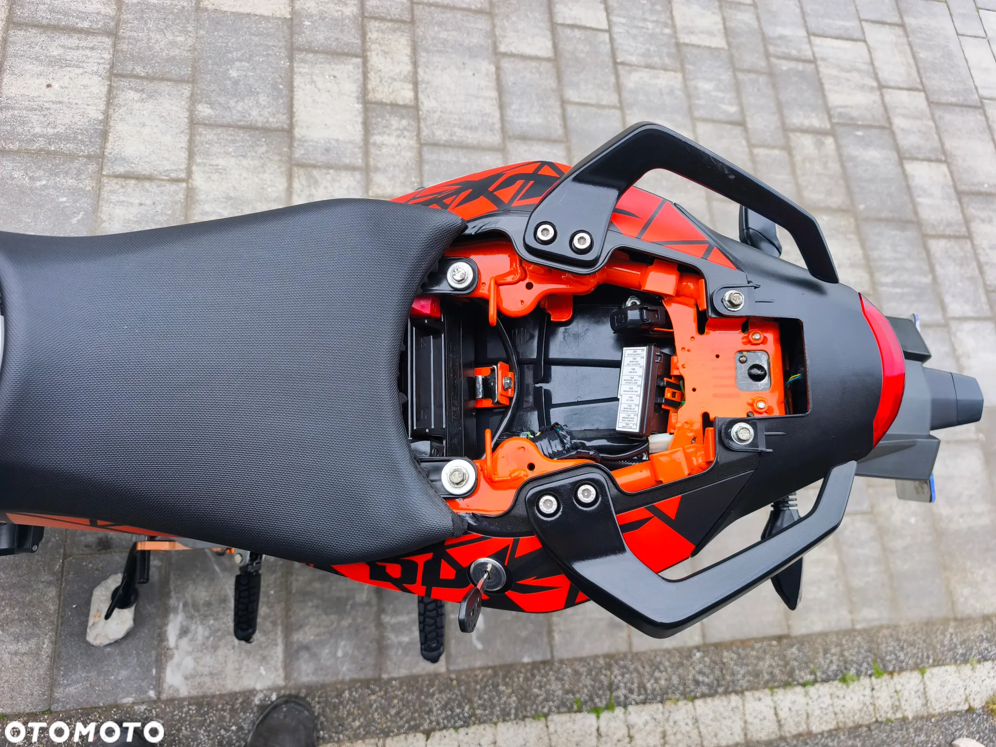 KTM Duke - 16