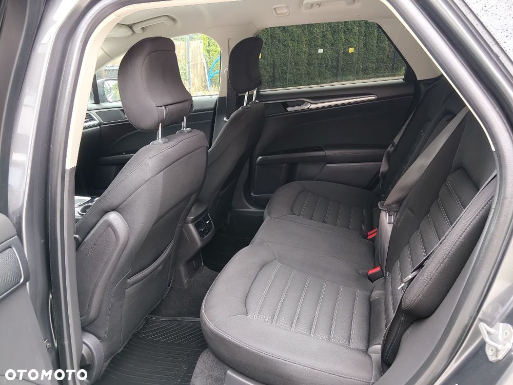 Ford Mondeo - 8