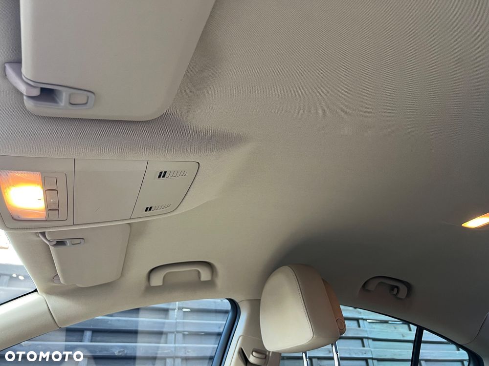 Opel Insignia - 14