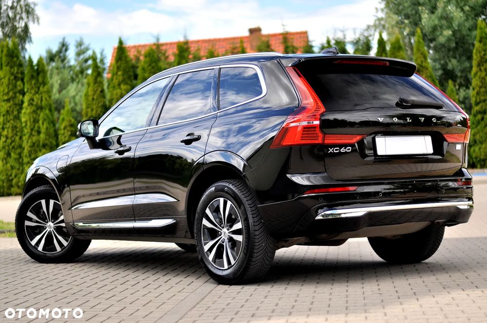 Volvo XC 60 T6 Plug-In Hybrid AWD Core - 12