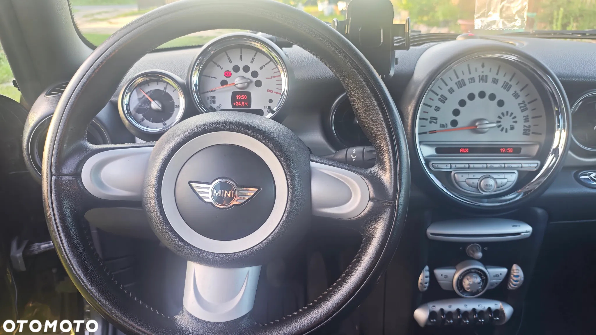 MINI Cooper Standard - 14