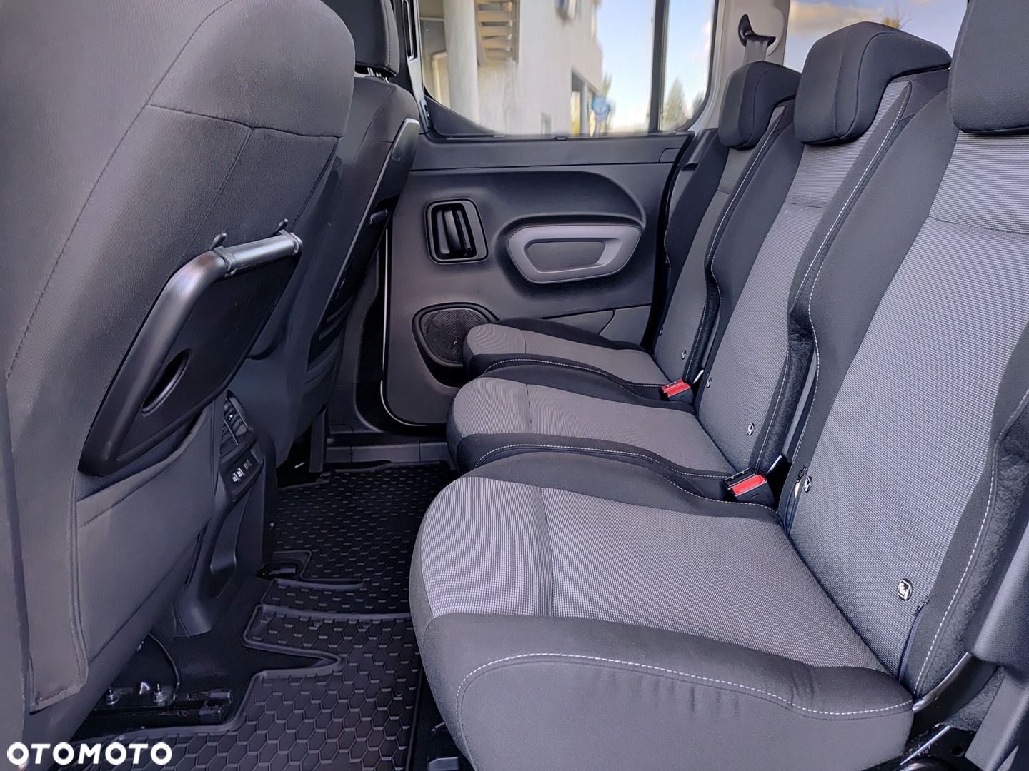 Toyota Proace City Verso 1.5 D-4D Family - 10
