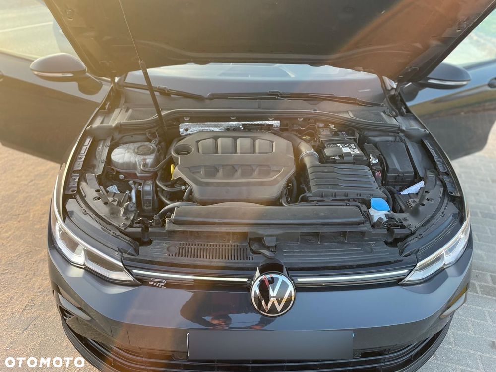 Volkswagen Golf 2.0 TSI OPF DSG R-Line - 22