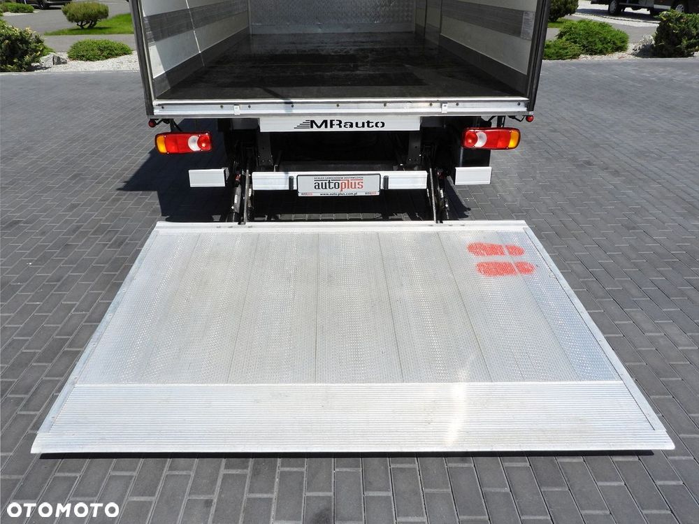 Renault MASTER  KONTENER WINDA 8 PALET TEMPOMAT LEDY KLIMATYZACJA  165KM - 24