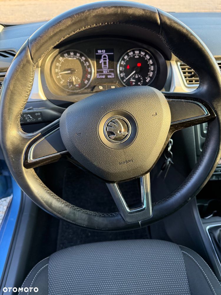 Skoda RAPID 1.6 TDI Active - 8