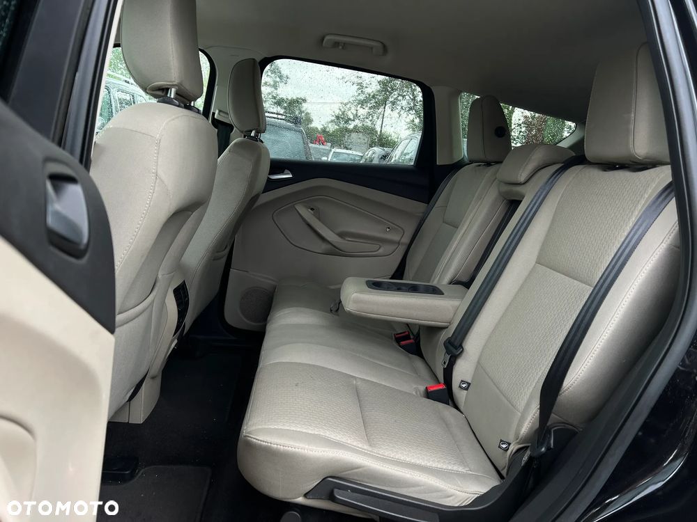Ford Escape - 28