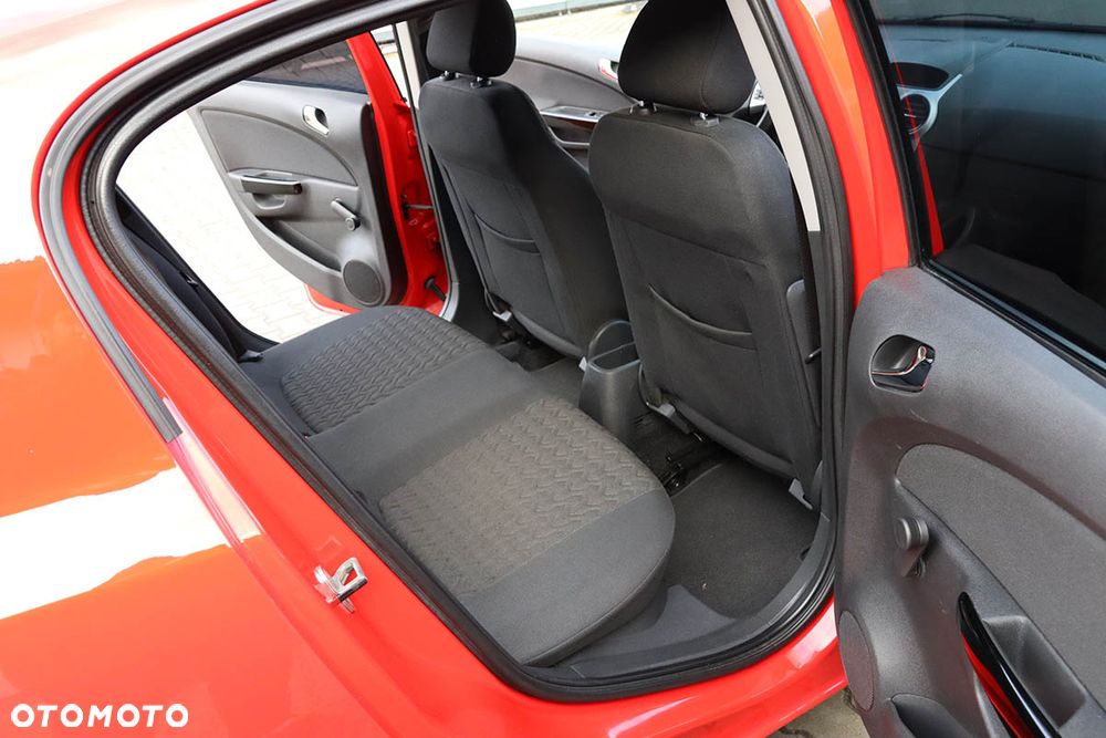 Opel Corsa 1.3 CDTI DPF Satellite - 26