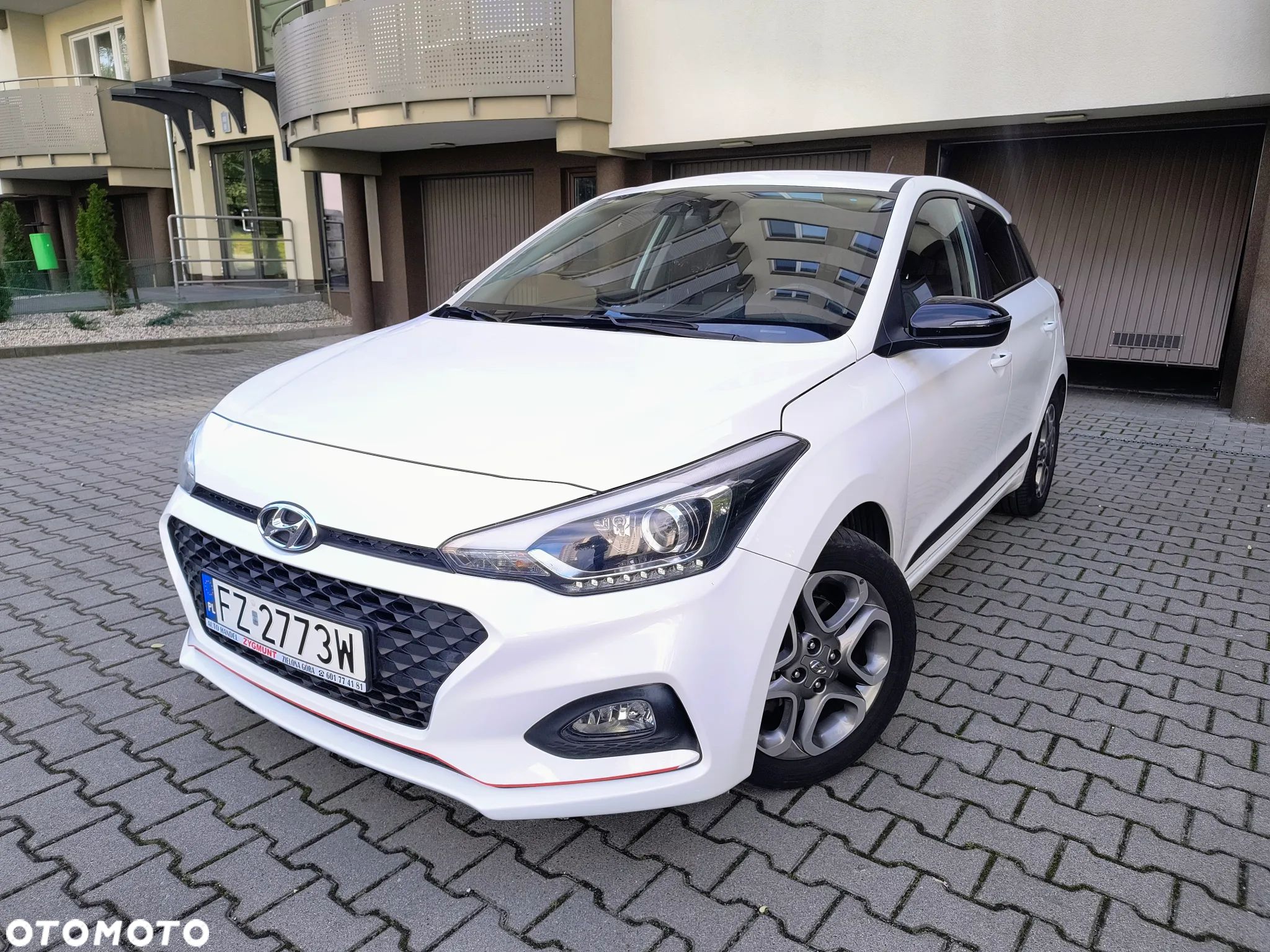 Hyundai i20 1.0 T-GDi Comfort DCT - 1
