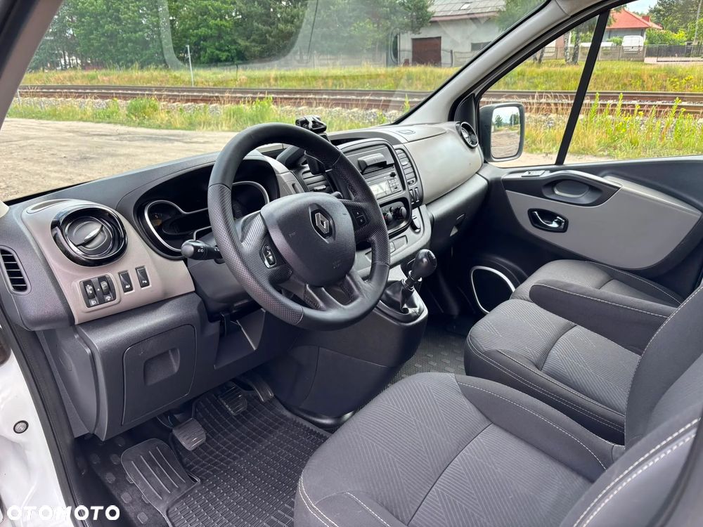 Renault Trafic - 13