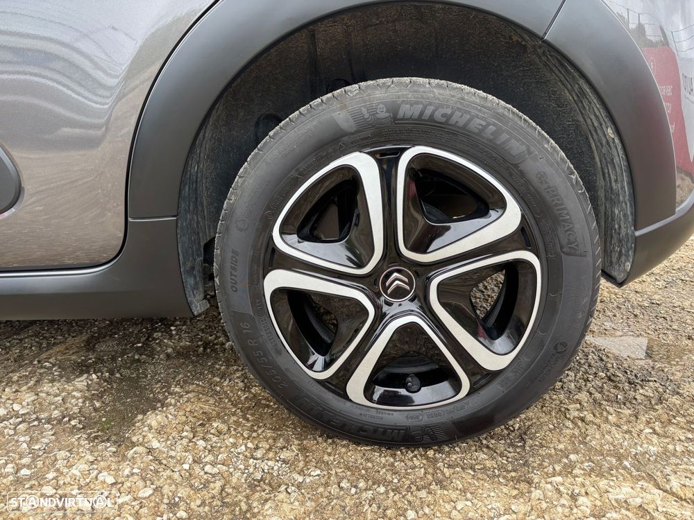 Citroën C3 1.2 PureTech Plus - 12