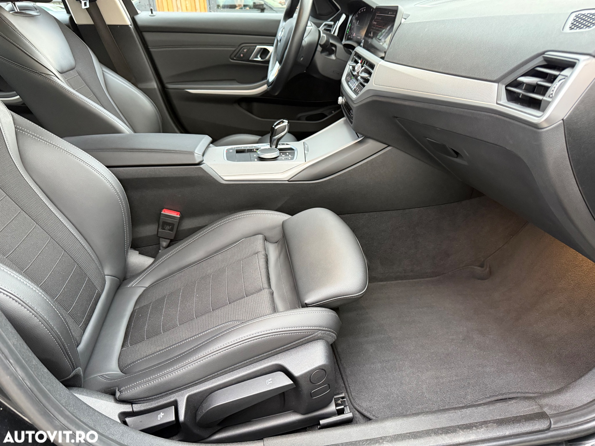 BMW Seria 3 330d Aut. Sport Line - 20